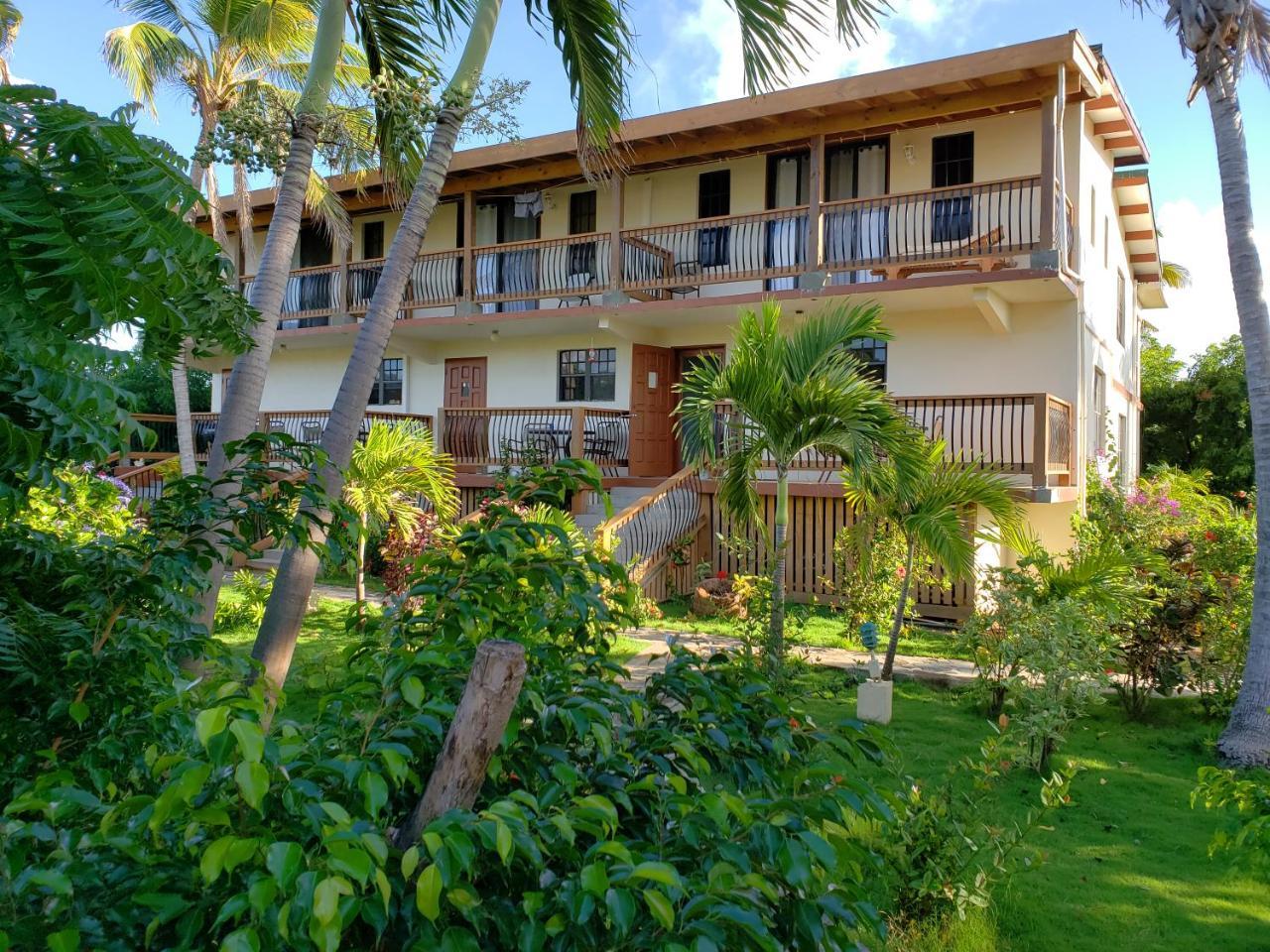 Bayview Vacation Apartments Спаниш-Таун Экстерьер фото