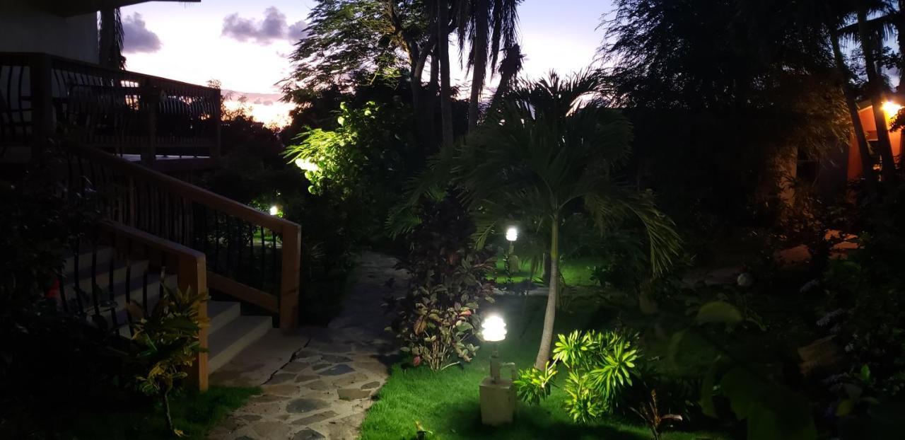 Bayview Vacation Apartments Спаниш-Таун Экстерьер фото