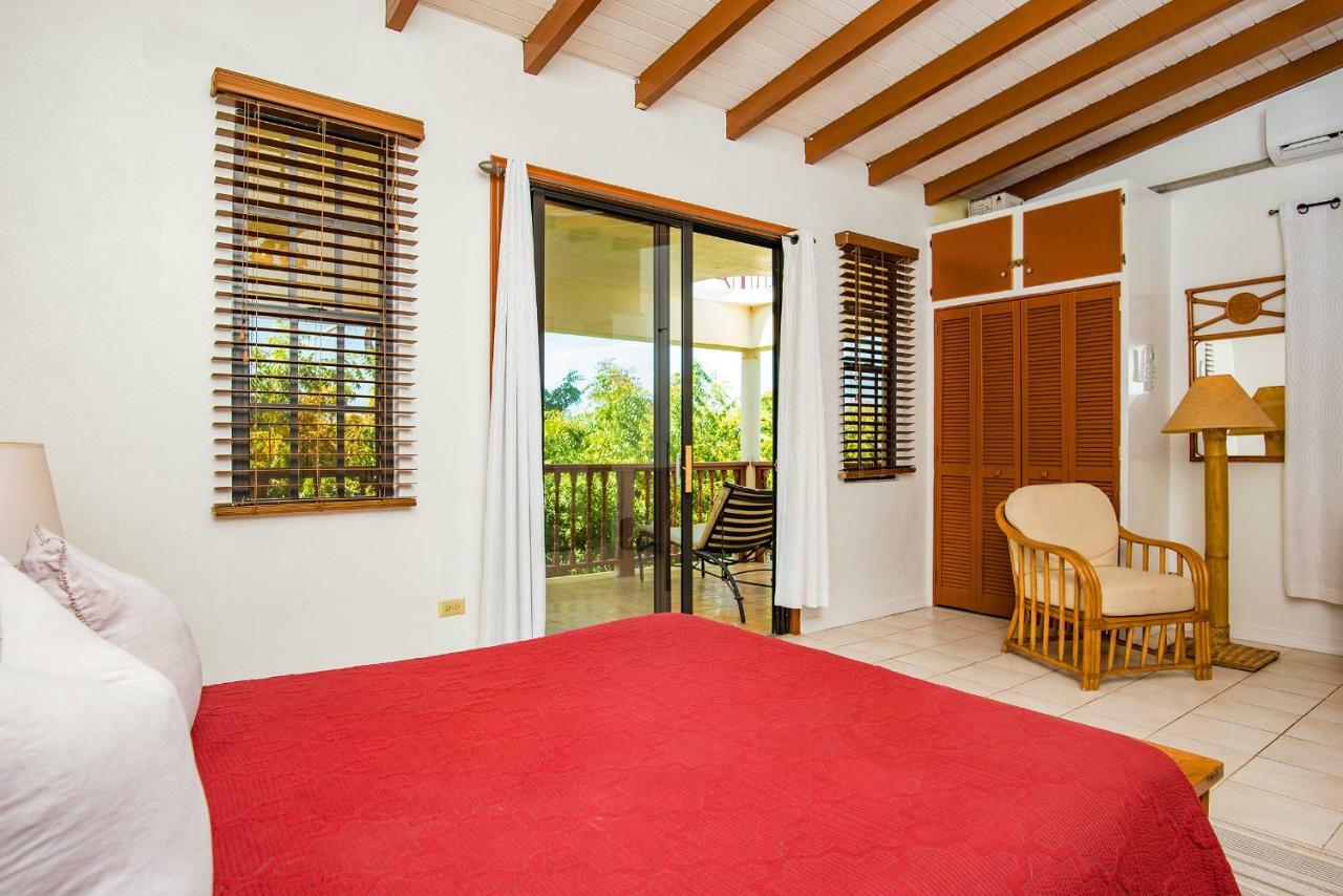 Bayview Vacation Apartments Спаниш-Таун Экстерьер фото