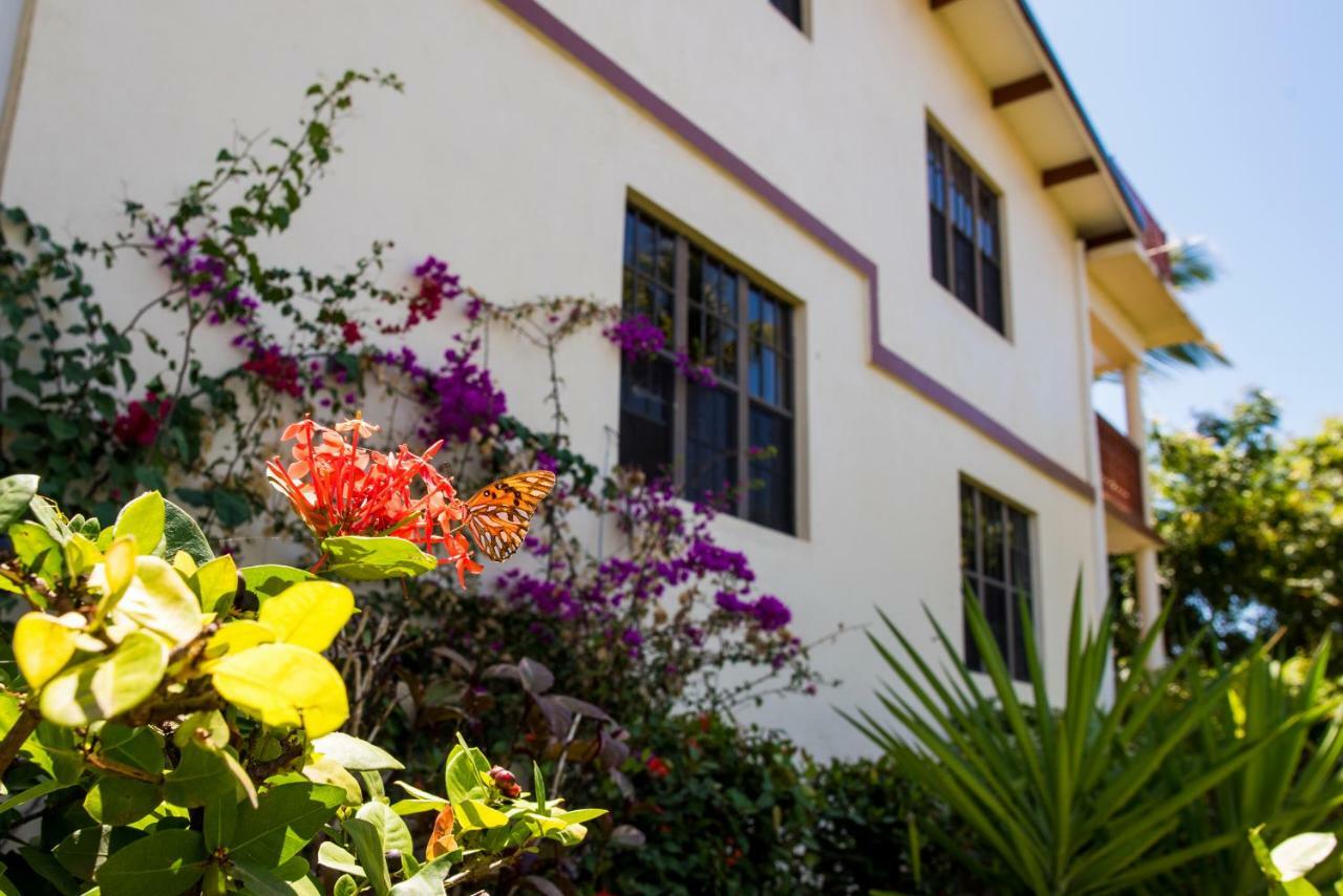 Bayview Vacation Apartments Спаниш-Таун Экстерьер фото